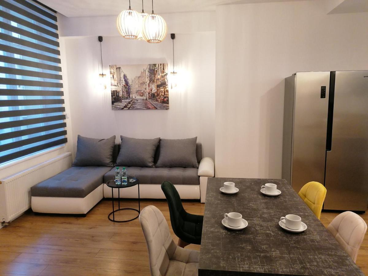 Kazimierz Old Town Apartments Krakow Bagian luar foto
