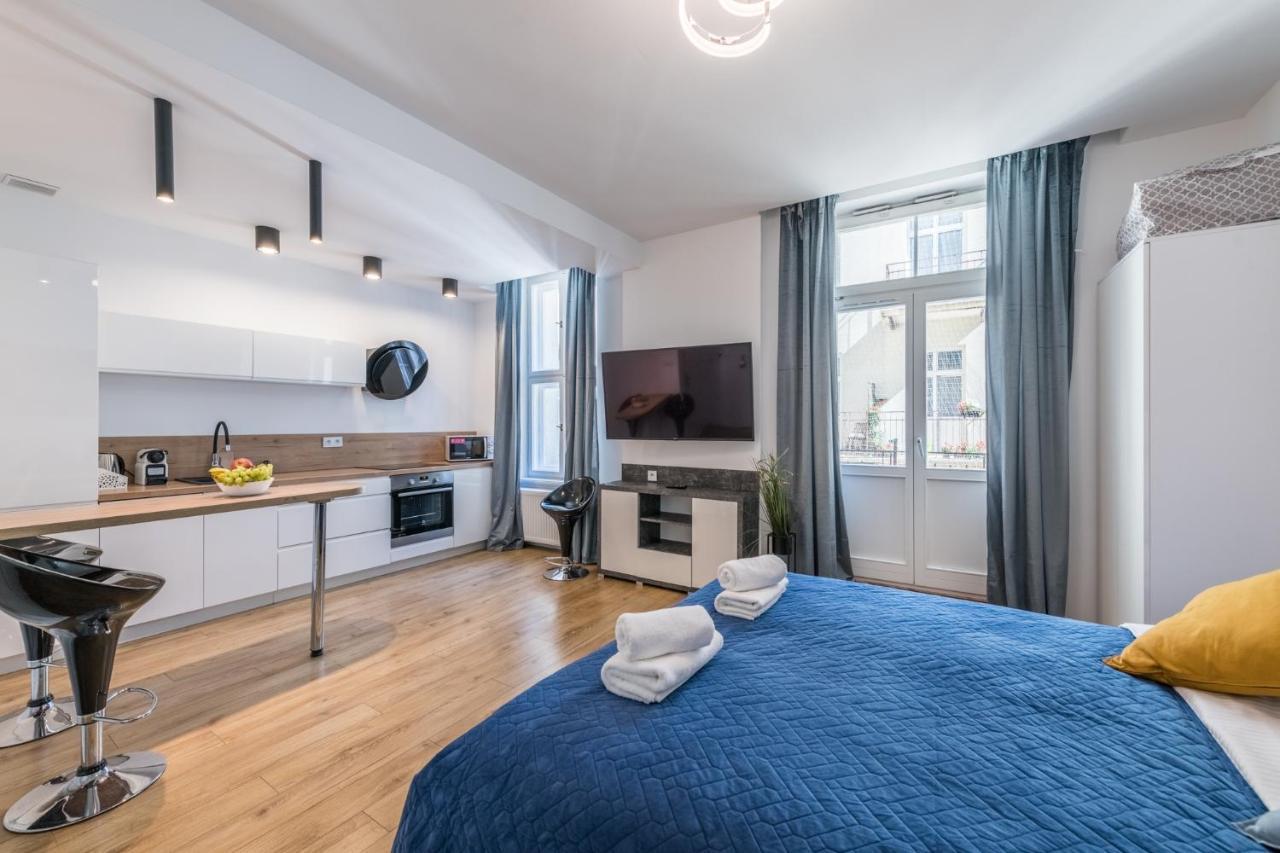 Kazimierz Old Town Apartments Krakow Bagian luar foto